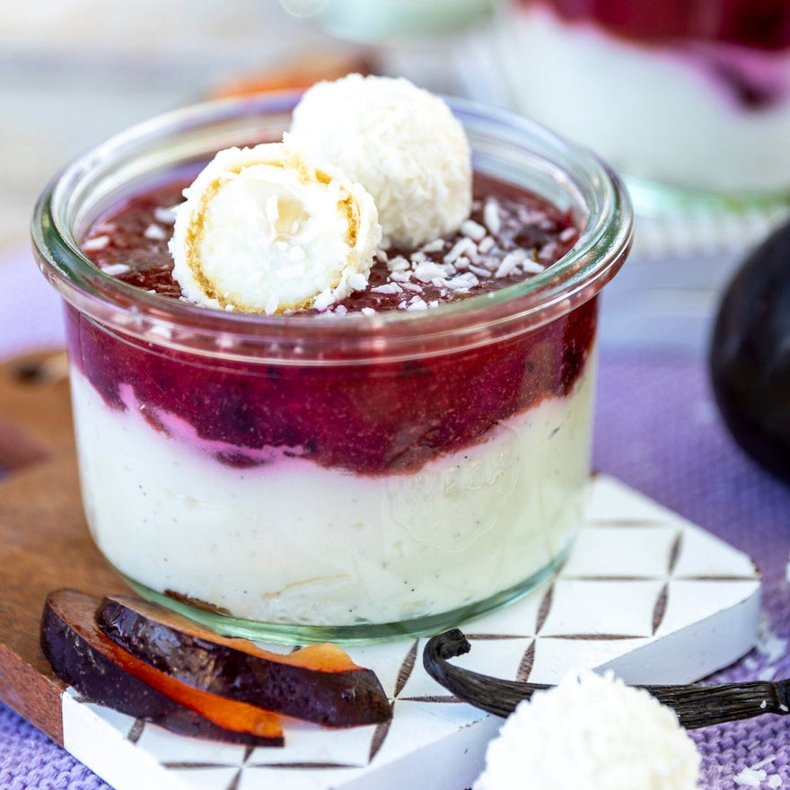 Kokoscreme mit Pflaumen