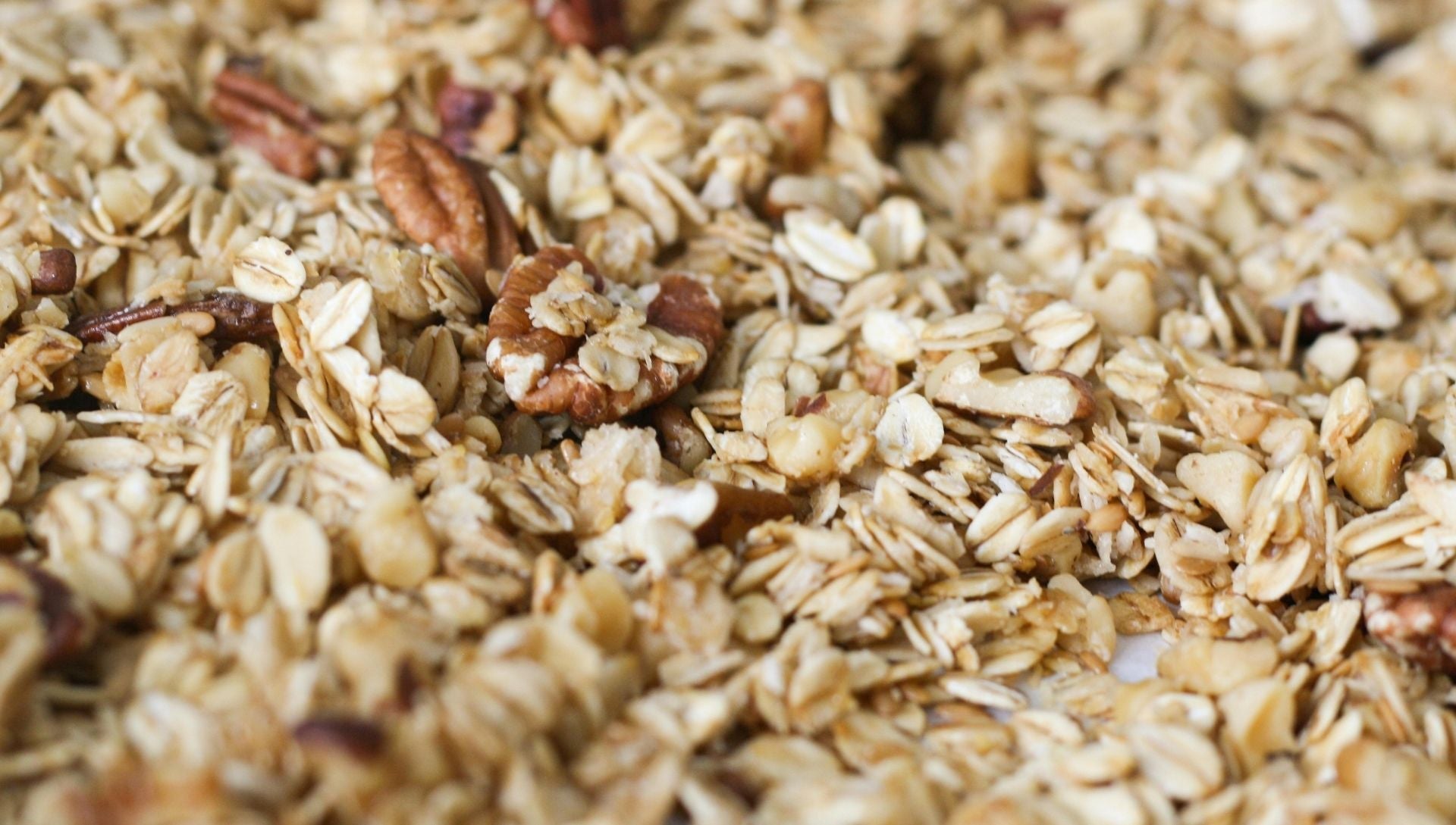 Schokoladen-Nuss-Granola