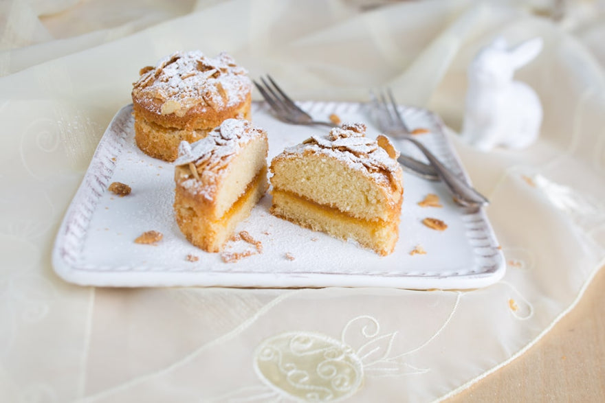 Österlicher Mandelkuchen Arbeitszeit 1 Std.Einkochzeit 30 Min. 10 WECK-Gläser in Sturzform à 200 ml Inhalt