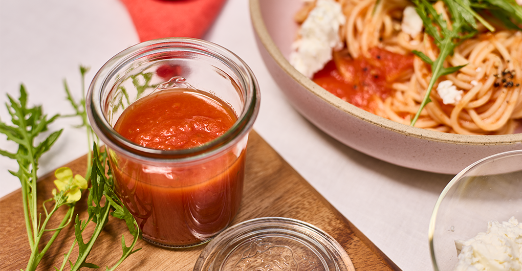 Spaghetti mit fermentierter Tomatensoße