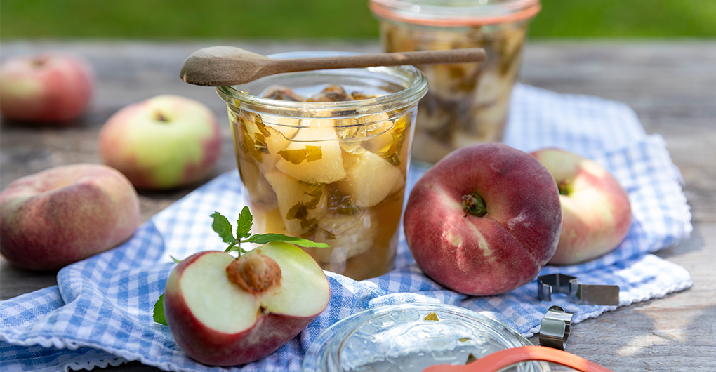 Weinbergpfirsichkompott