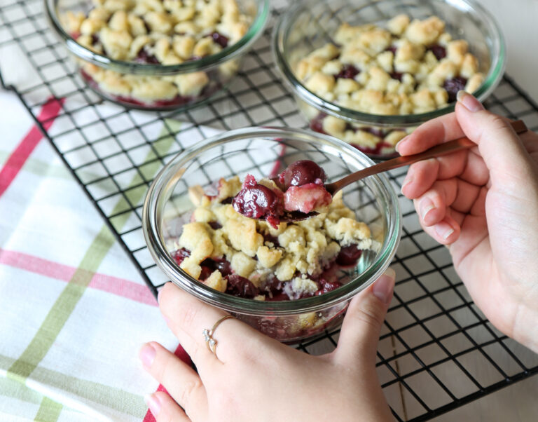 Kirsch-Crumble - WECK-Gläser